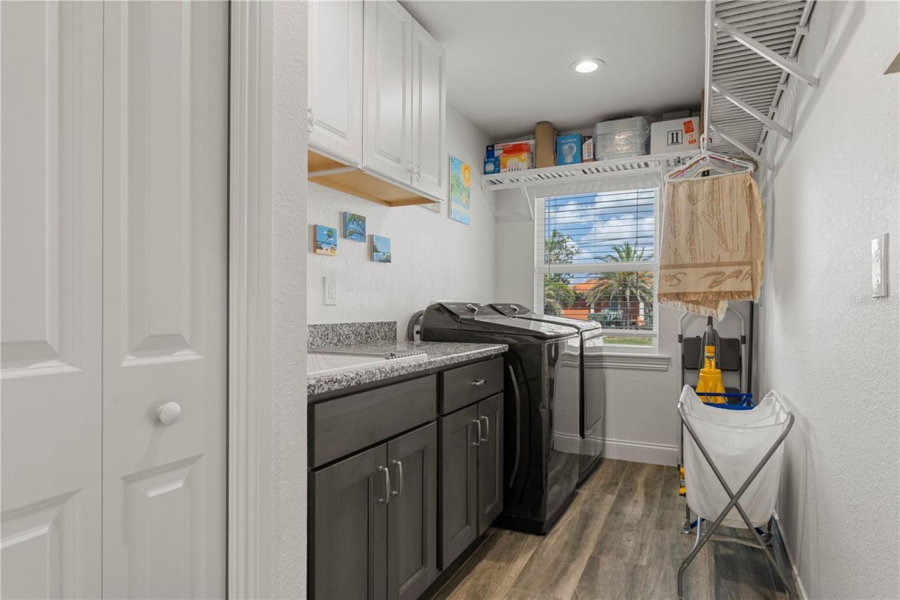 571 Port Bendres Drive, Punta Gorda, FL 33950 Photo