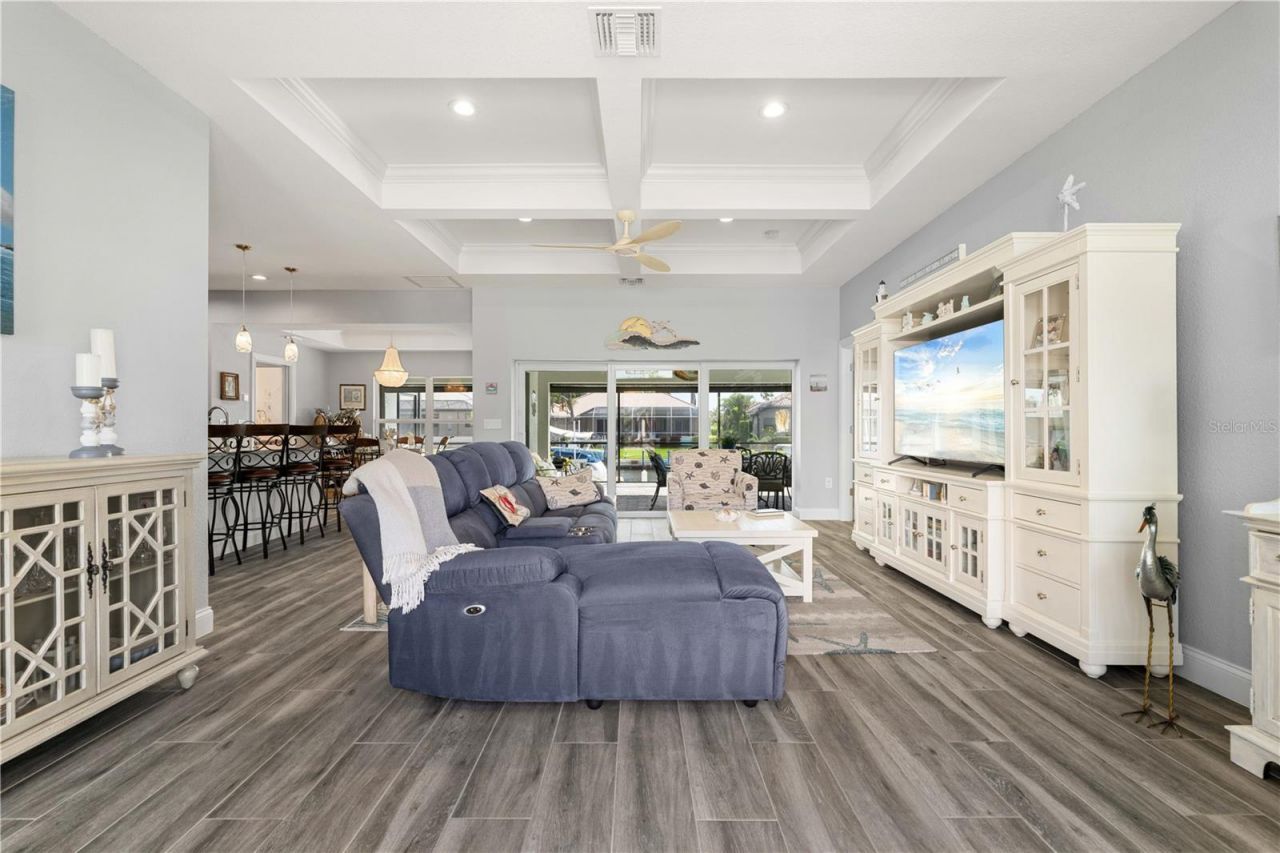 571 Port Bendres Drive, Punta Gorda, FL 33950 Photo