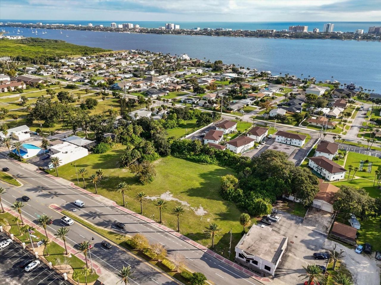 1771 S Ridgewood Avenue, South Daytona, FL 32119 Photo