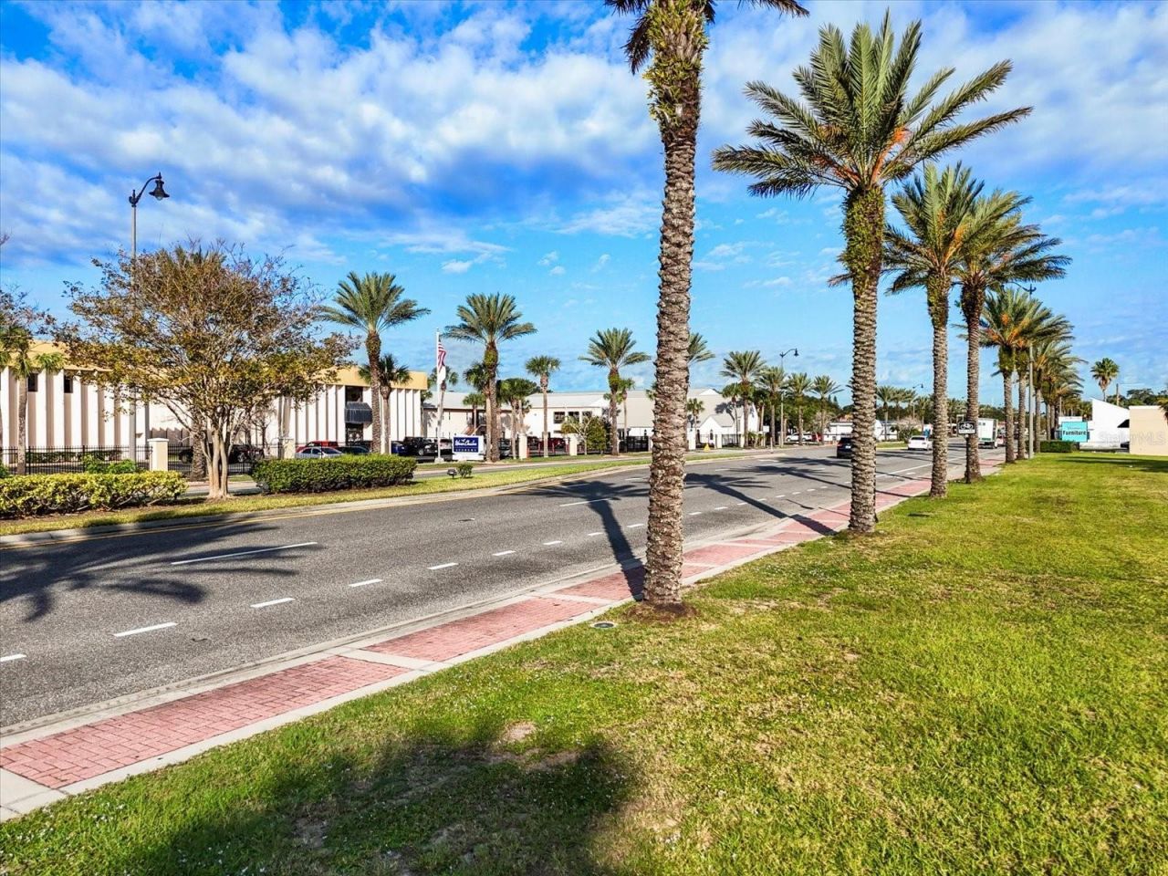 1771 S Ridgewood Avenue, South Daytona, FL 32119 Photo