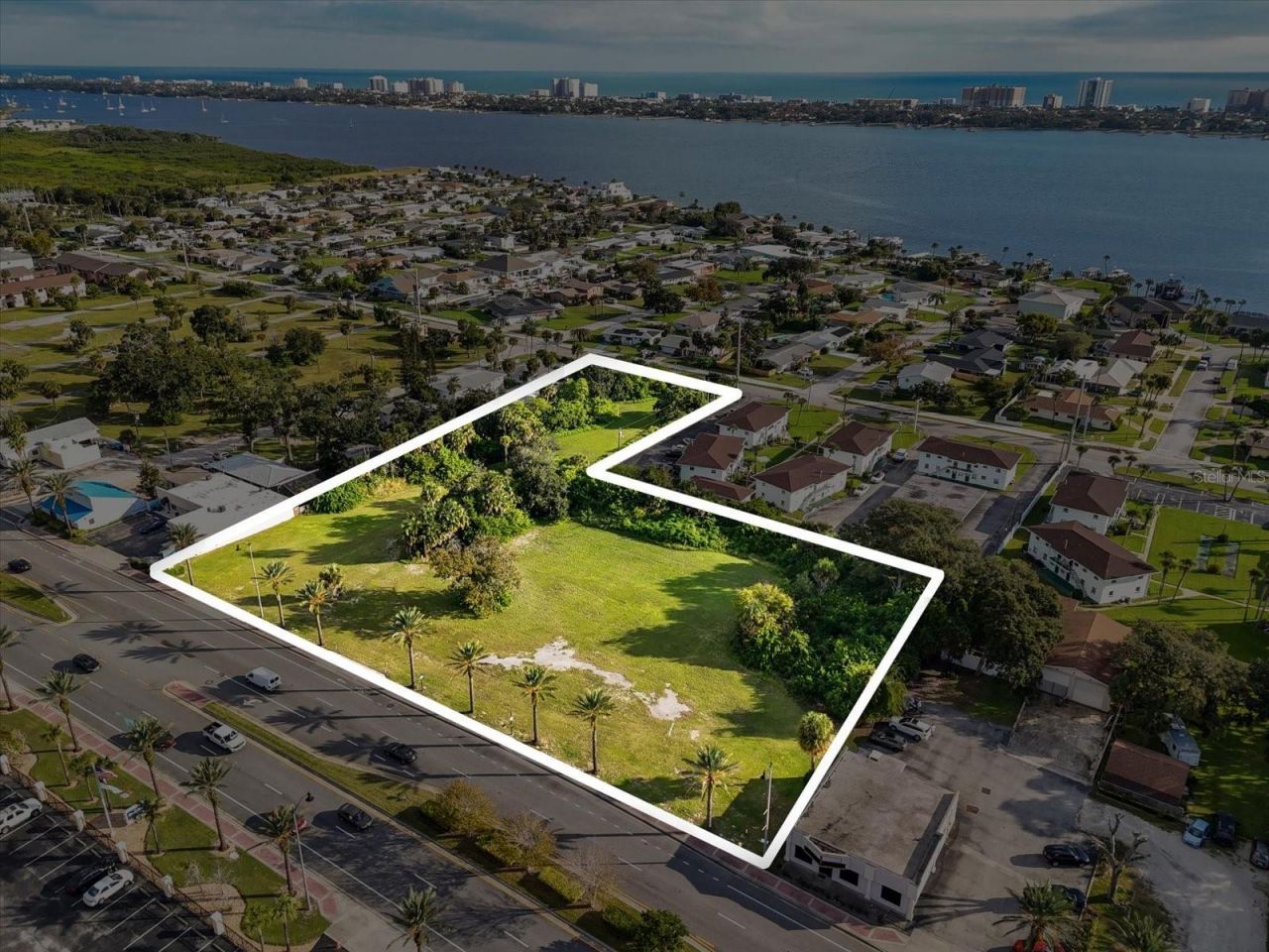 1771 S Ridgewood Avenue, South Daytona, FL 32119 Photo