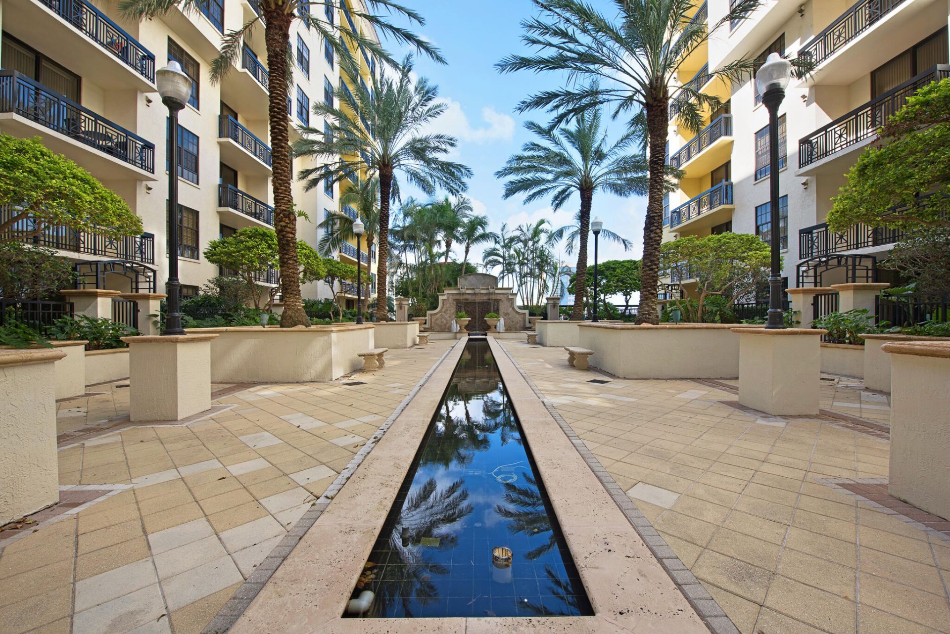 801 S Olive Avenue, Unit 903, West Palm Beach, FL 33401 Photo