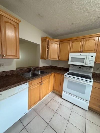 2805 SW 22nd Avenue, Unit 1030, Delray Beach, FL 33445 Photo