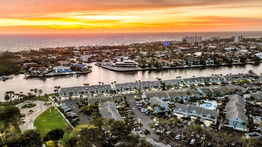 1038 Jeffery Street, Boca Raton, FL 33487 Photo