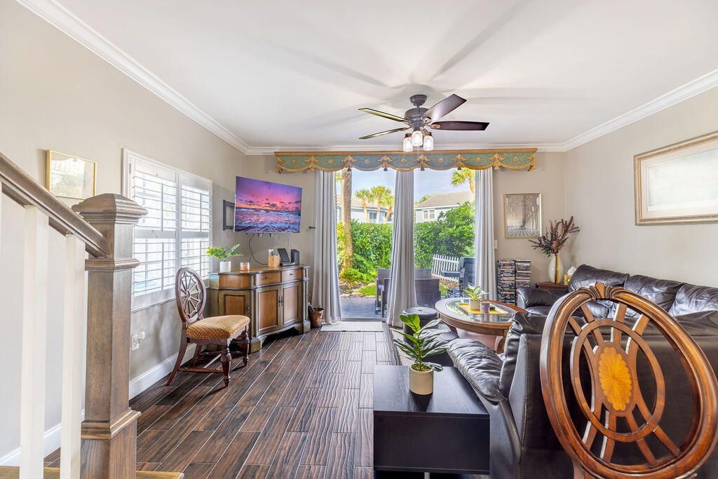 1038 Jeffery Street, Boca Raton, FL 33487 Photo