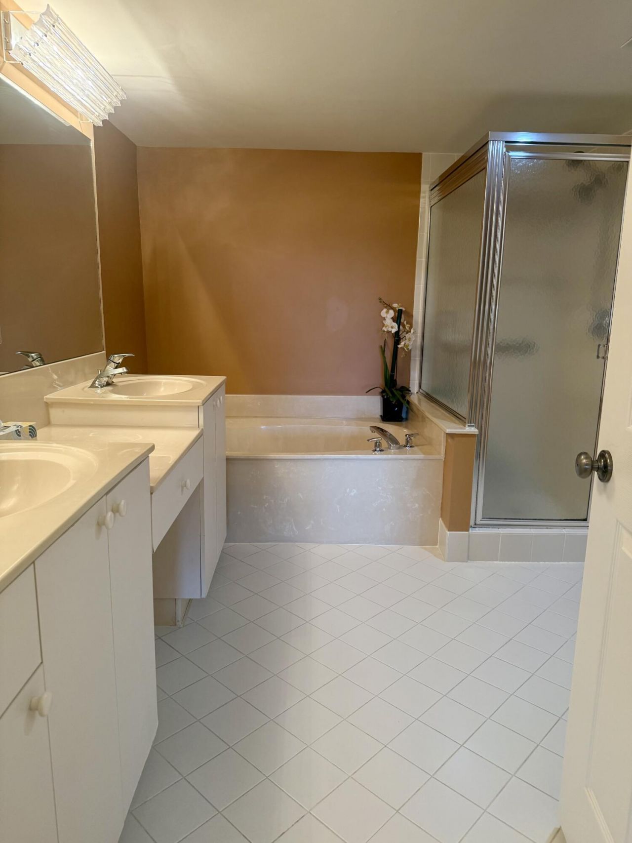 12529 Imperial Isle Drive, Unit 403, Boynton Beach, FL 33437 Photo