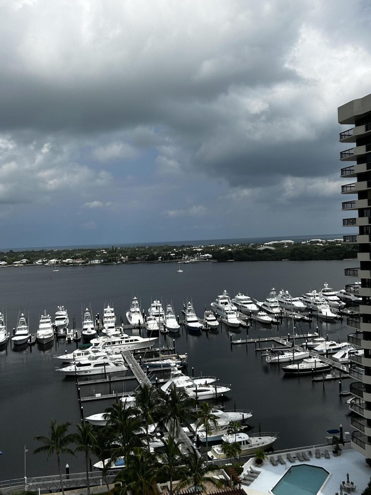 108 Lakeshore Drive, Unit 338, North Palm Beach, FL 33408 Photo