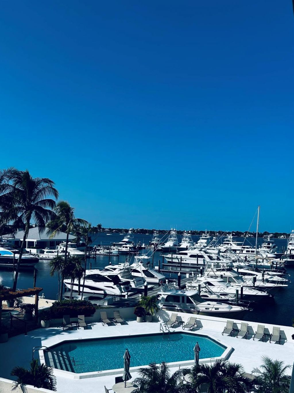 108 Lakeshore Drive, Unit 338, North Palm Beach, FL 33408 Photo