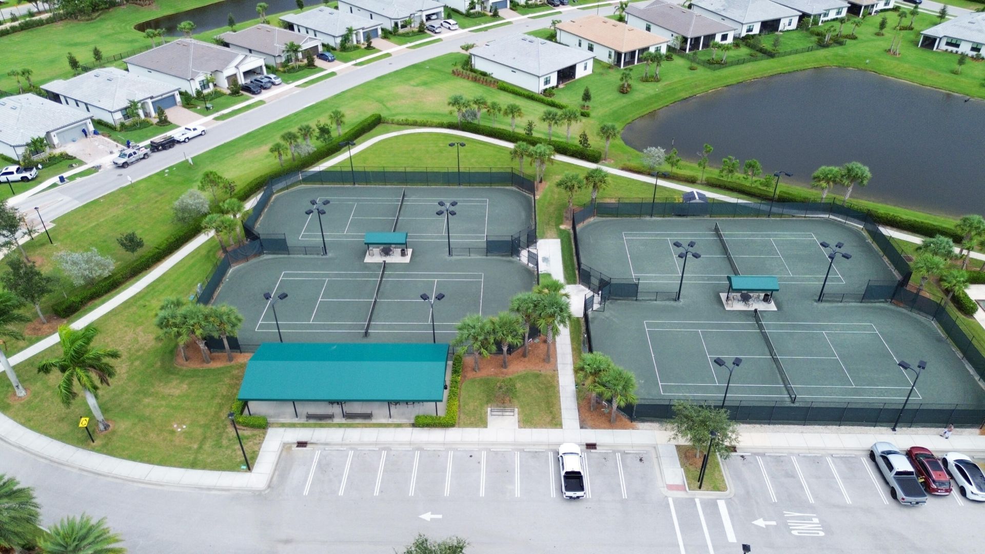 833 SE Courances Drive, Port Saint Lucie, FL 34984 Photo