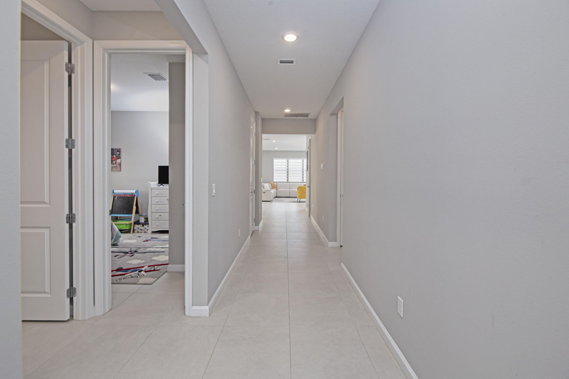 833 SE Courances Drive, Port Saint Lucie, FL 34984 Photo