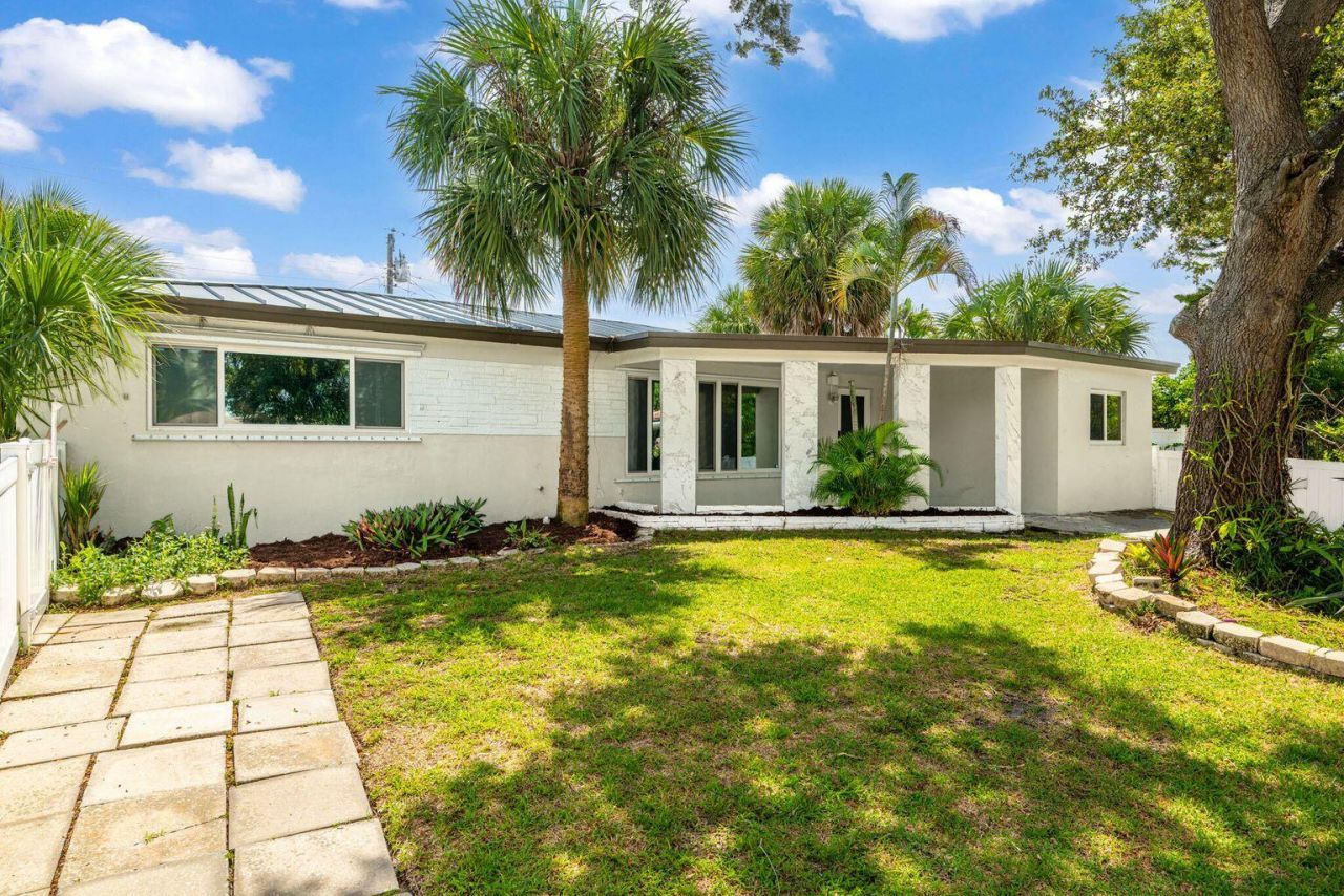 2298 NE 4th Avenue, Boca Raton, FL 33486 Photo