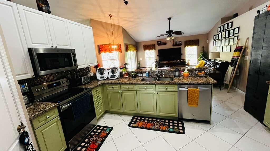13566 Callington Drive, Wellington, FL 33414 Photo