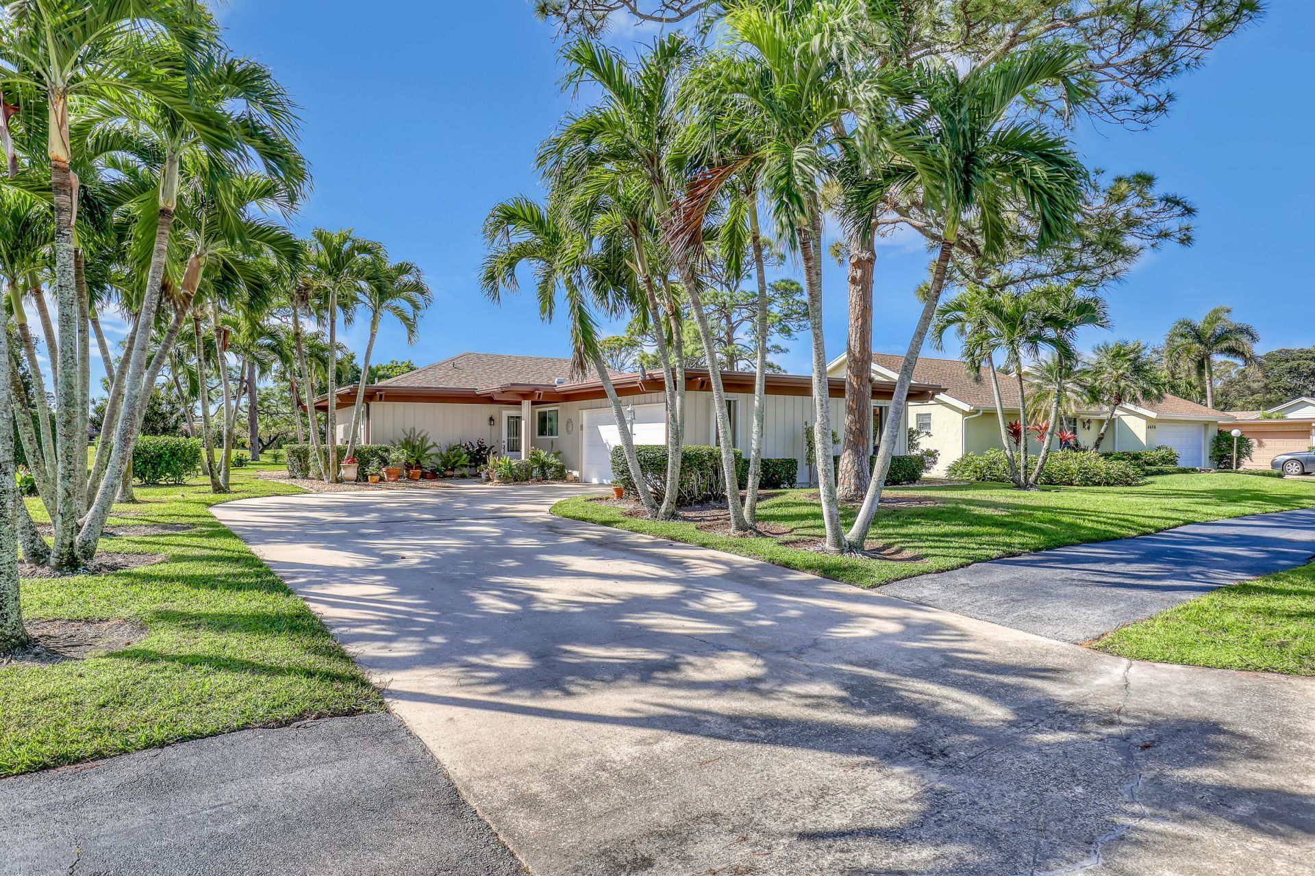 6598 Eastpointe Pines Street, Palm Beach Gardens, FL 33418 Photo