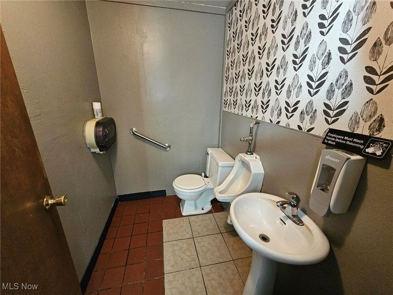 405 Mill Street, Hopedale, OH 43976 Photo 17