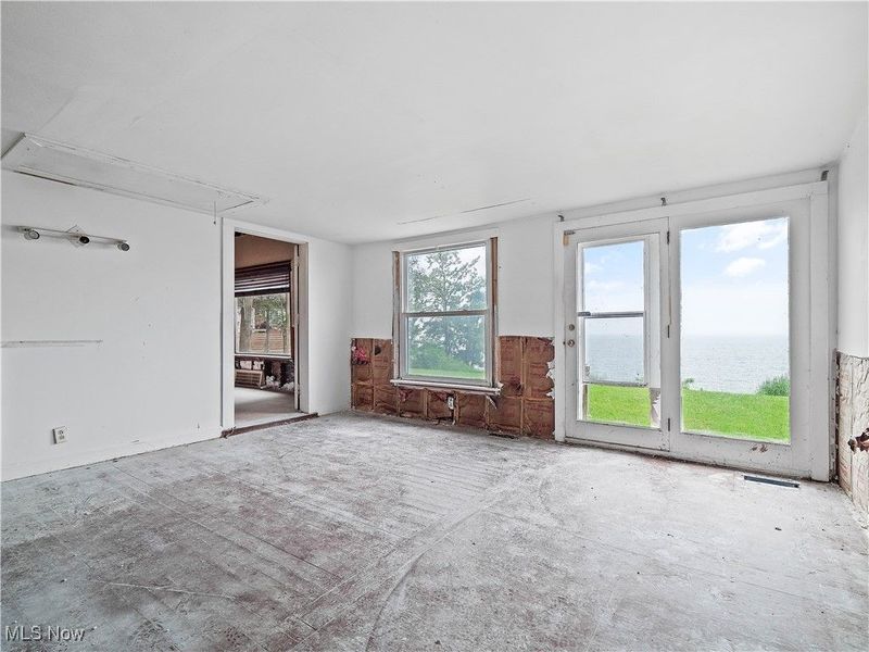 4144 Shore Drive, Lorain, OH 44053 Photo 19