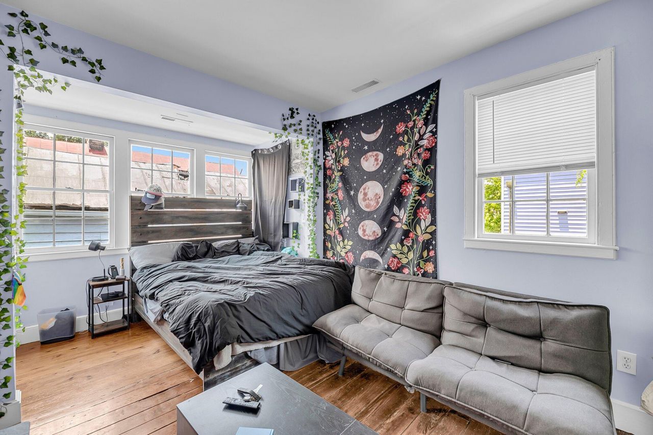 4 Bogard Street Photo 11