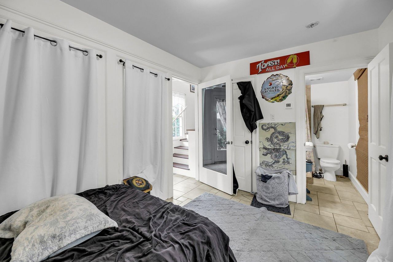 4 Bogard Street Photo 17