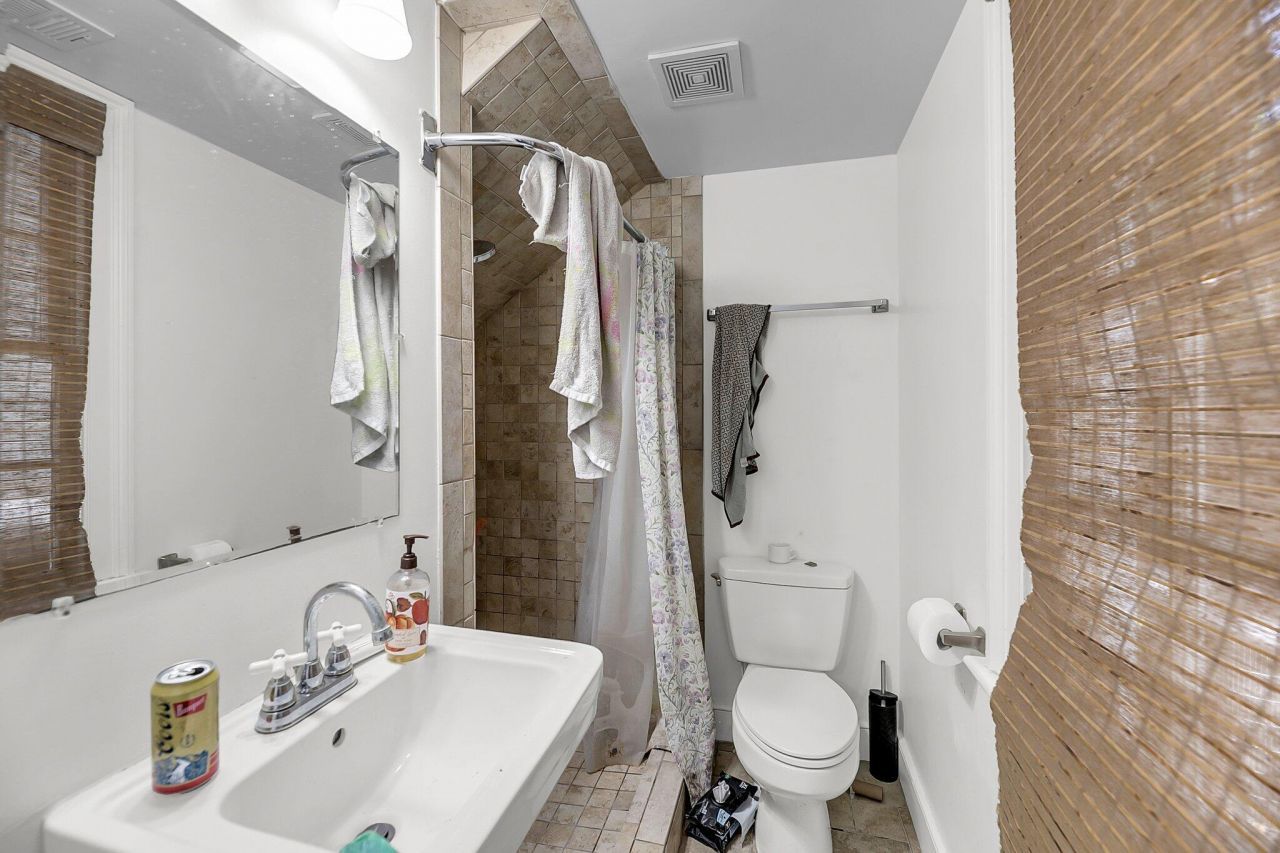 4 Bogard Street Photo 18