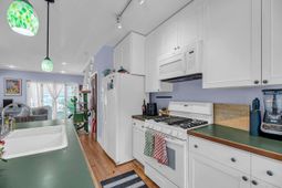 4 Bogard Street photo 4