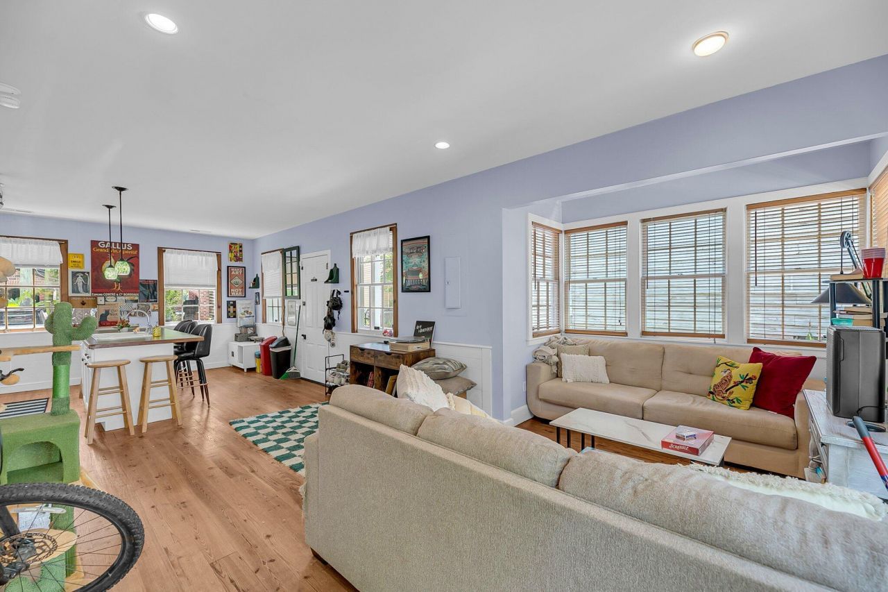 4 Bogard Street Photo 7