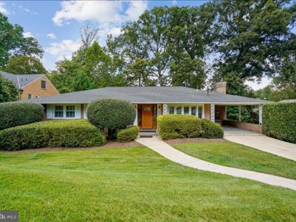 3303 BROOKLAWN TERRACE, CHEVY CHASE, MD 20815