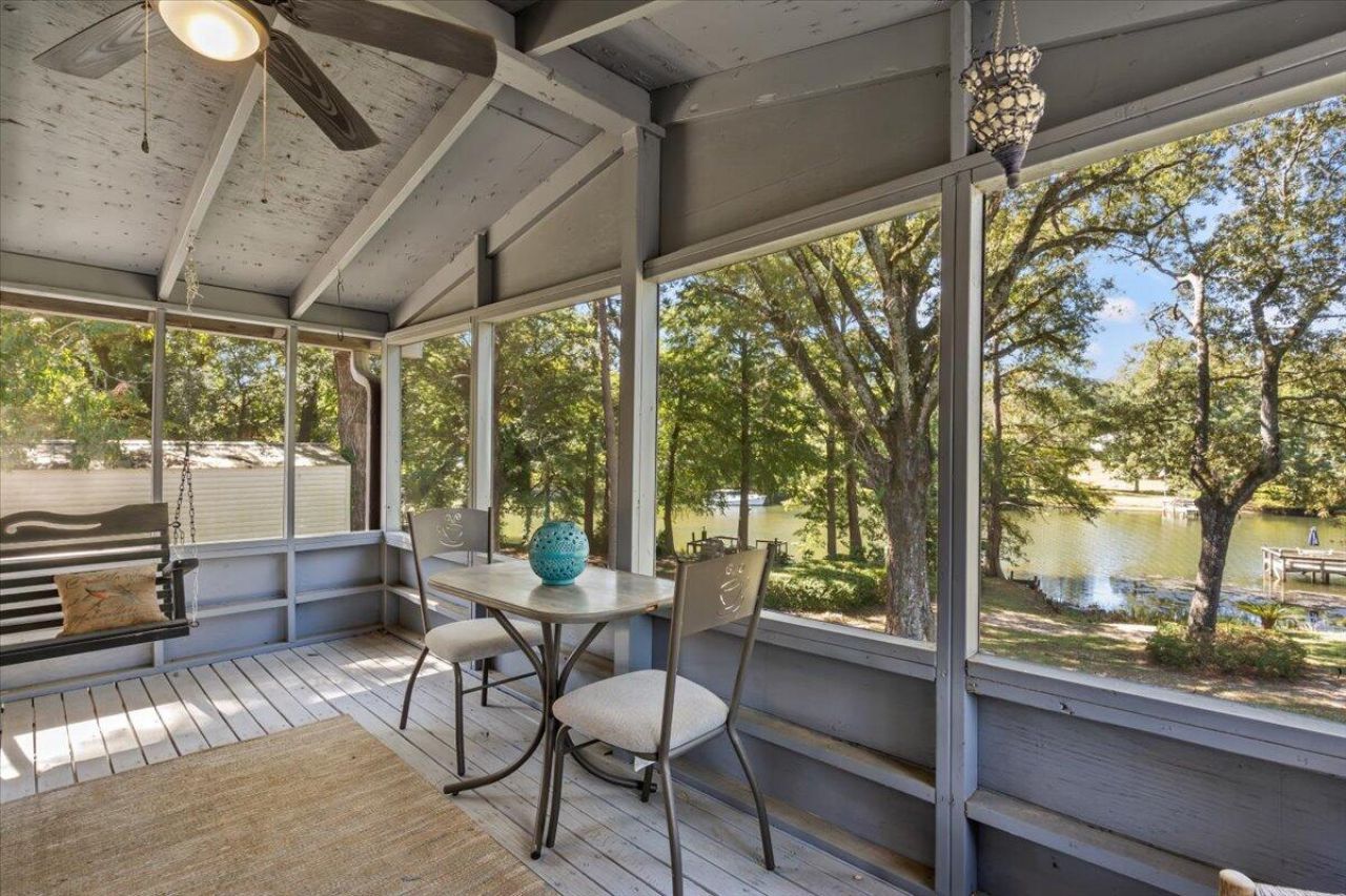 1132 Saint Julien Drive Photo 27