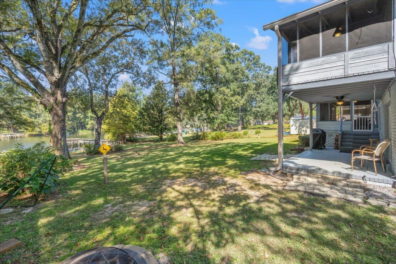 1132 Saint Julien Drive Photo 4