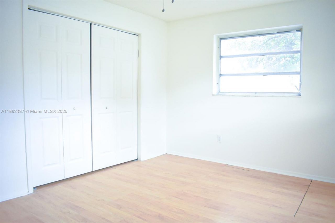 2265 NW 98th St, Unit 2265, Miami, FL 33147 Photo