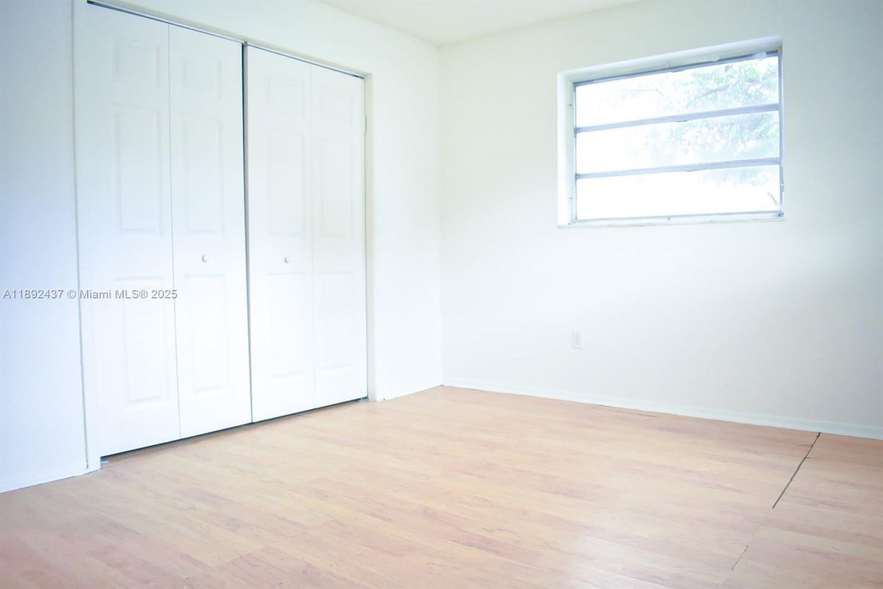 2265 NW 98th St, Unit 2265, Miami, FL 33147 Photo