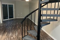 600 65th Ave. N photo 4