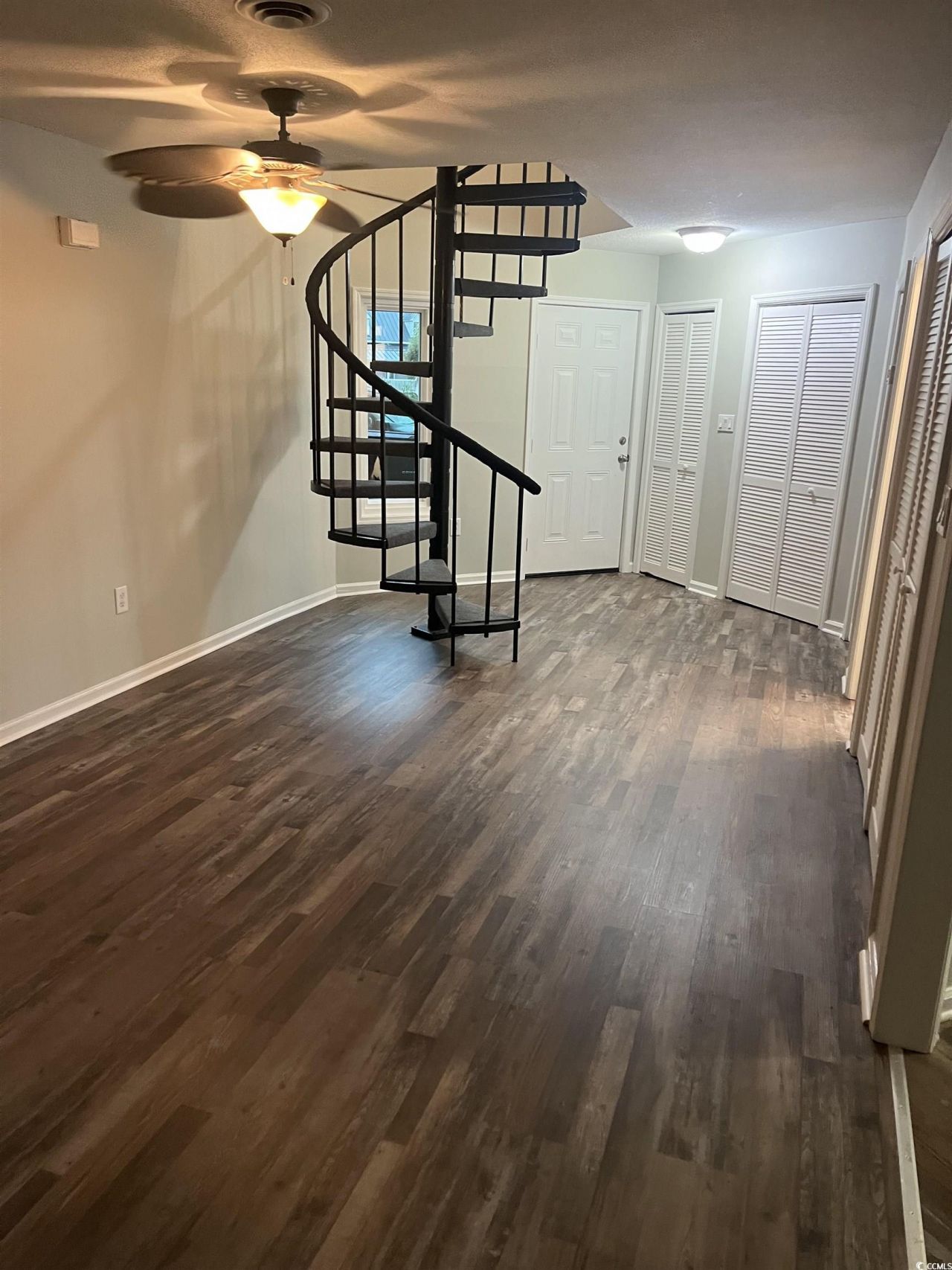 600 65th Ave. N Photo 5