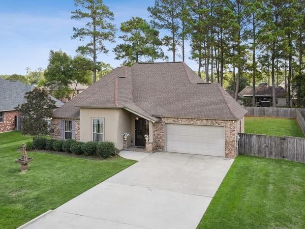 108 FAYEDAYE Drive, Madisonville, LA 70447