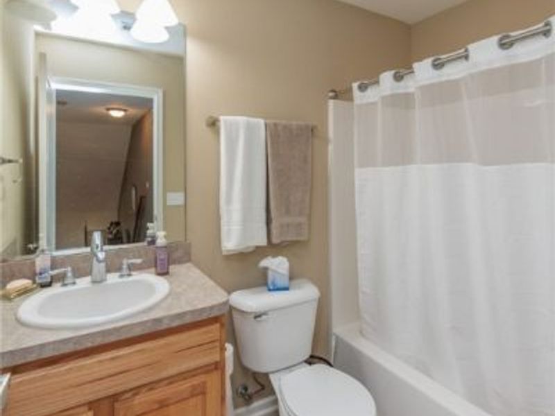 5277 Spruce Pointe Lane, Brunswick, OH 44212 Photo 19