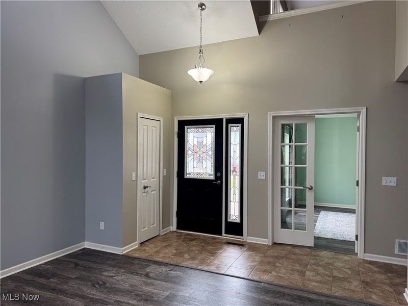 5277 Spruce Pointe Lane, Brunswick, OH 44212 Photo 7