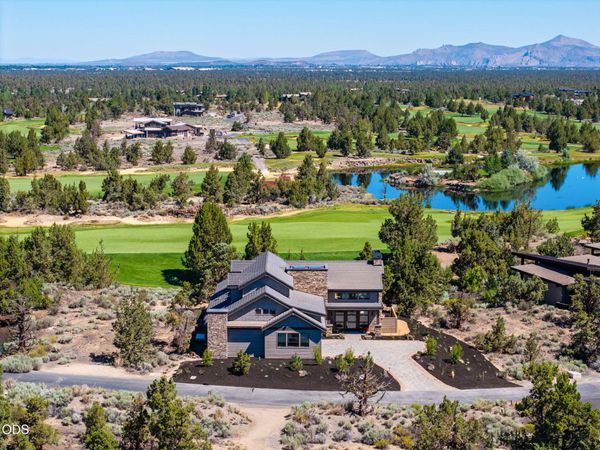 22936 Ghost Tree Lane, Bend, OR 97701