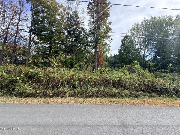 L27 Dusenberry Lane, Troy, NY 12180