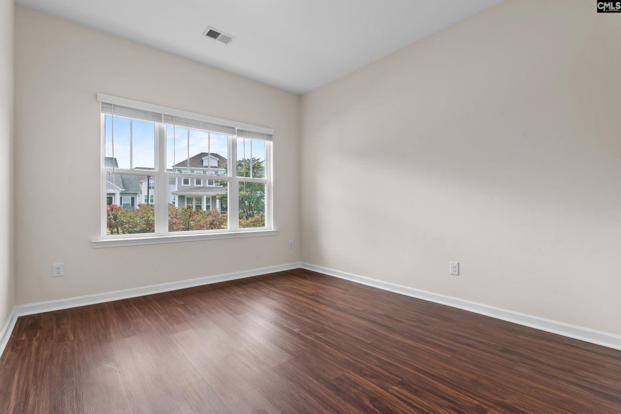 712 N Pinewalk Way Photo 26