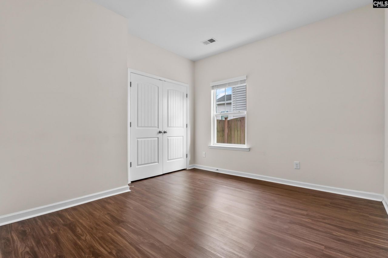 712 N Pinewalk Way Photo 29