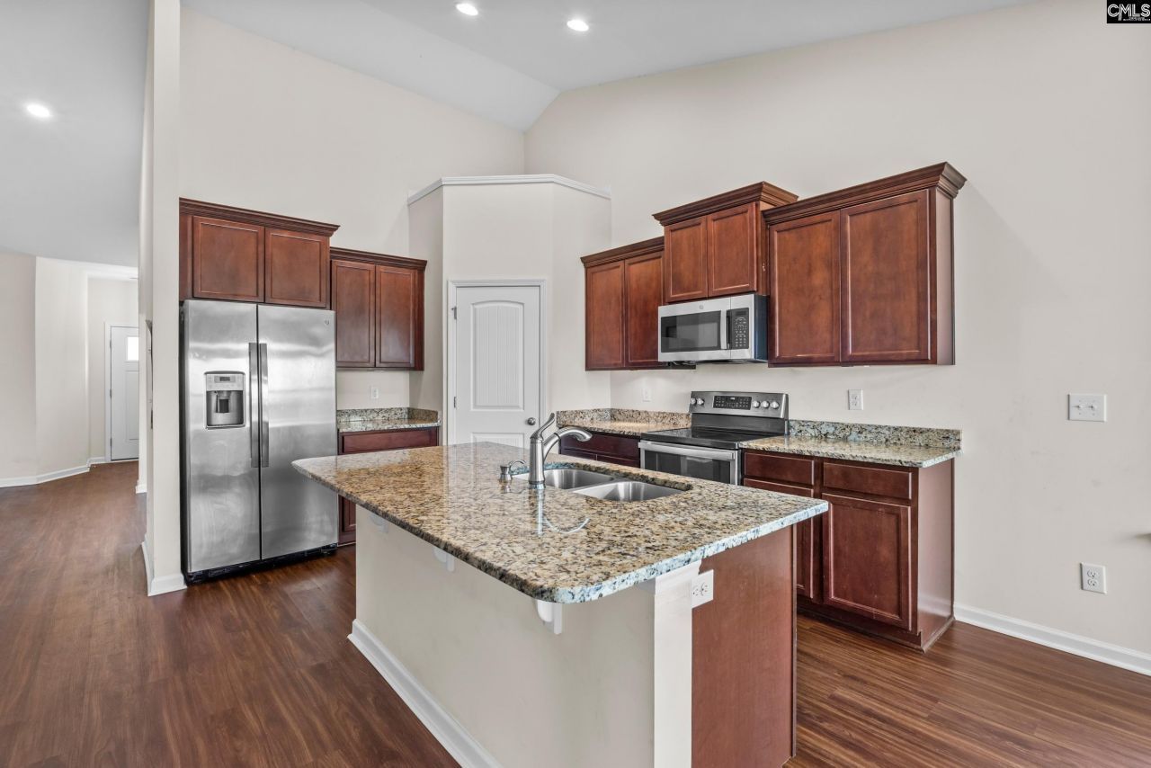 712 N Pinewalk Way Photo 8