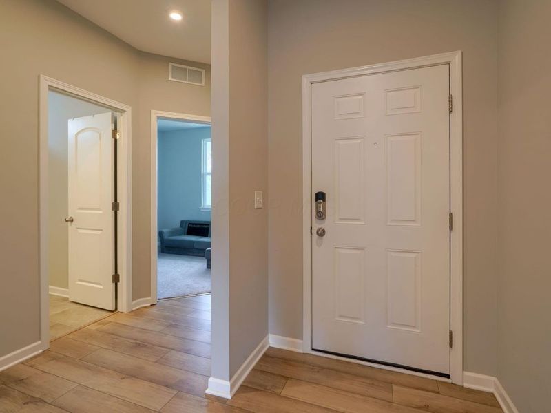 89 Hutchison Street, Ashville, OH 43103 Photo 10