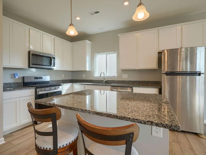 89 Hutchison Street, Ashville, OH 43103 Photo 17