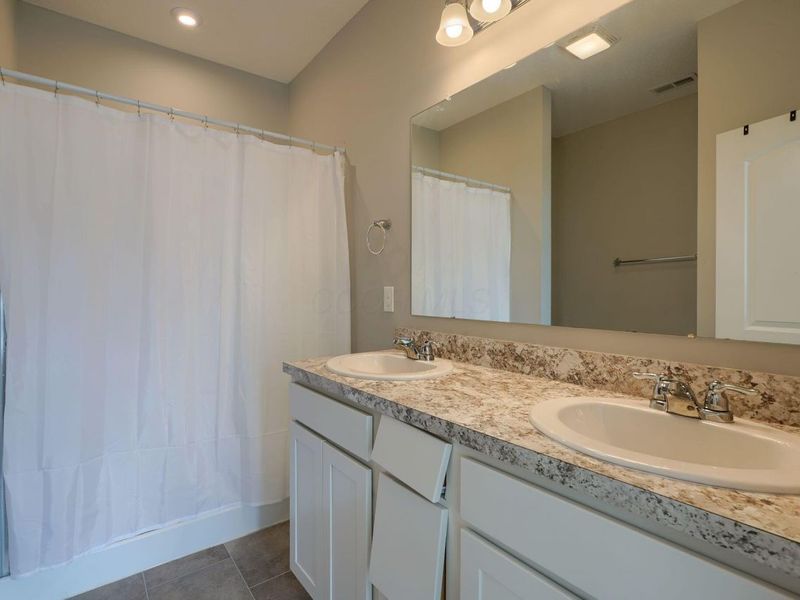 89 Hutchison Street, Ashville, OH 43103 Photo 25