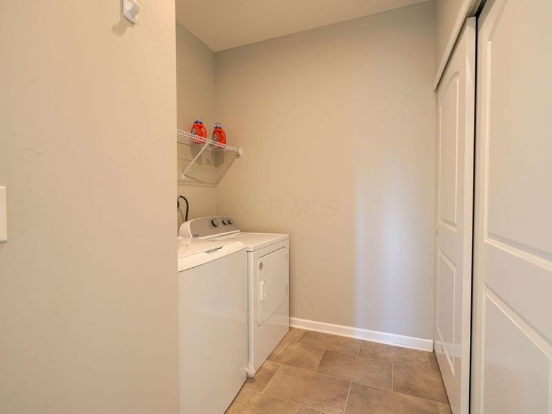 89 Hutchison Street, Ashville, OH 43103 Photo 31