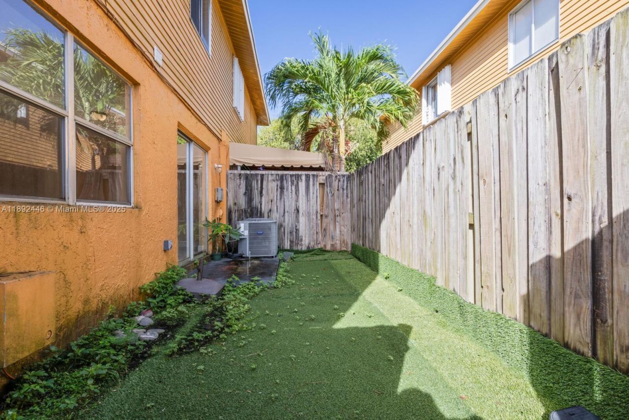 145 NE 12th Ave, Unit 145, Homestead, FL 33030 Photo