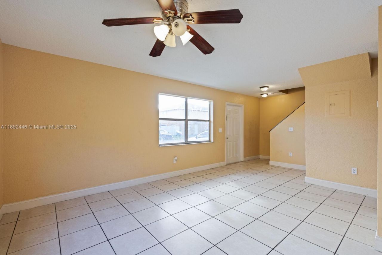 145 NE 12th Ave, Unit 145, Homestead, FL 33030 Photo