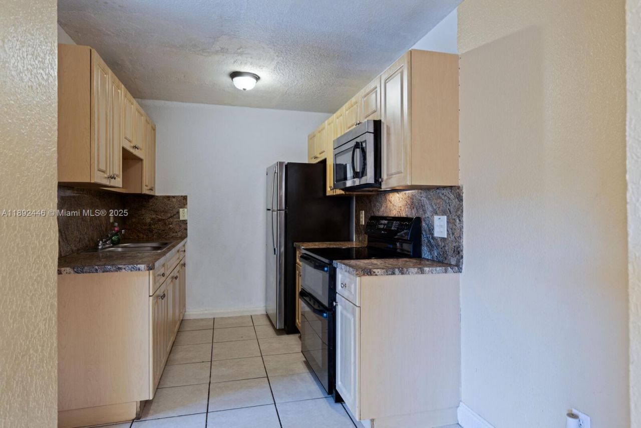 145 NE 12th Ave, Unit 145, Homestead, FL 33030 Photo