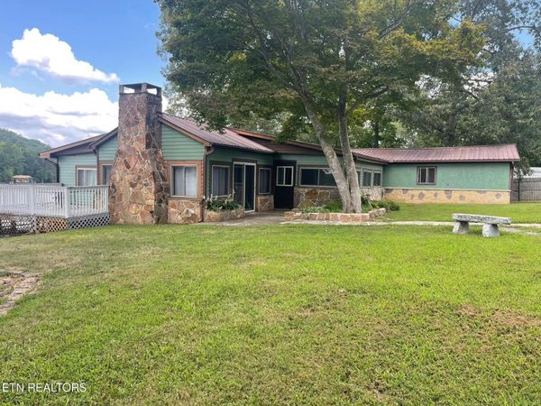 130 Hickory Lane Lane, Kingston, TN 37763