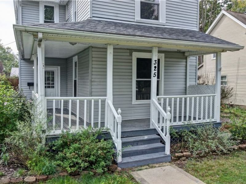 325 W Maryland Avenue, Sebring, OH 44672 Photo 4