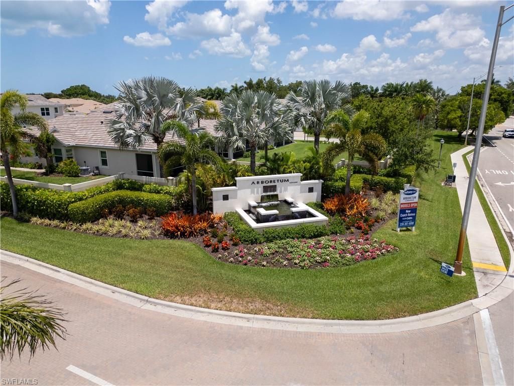 4551 Arboretum Circle, Unit 202, Naples, FL 34112 Photo