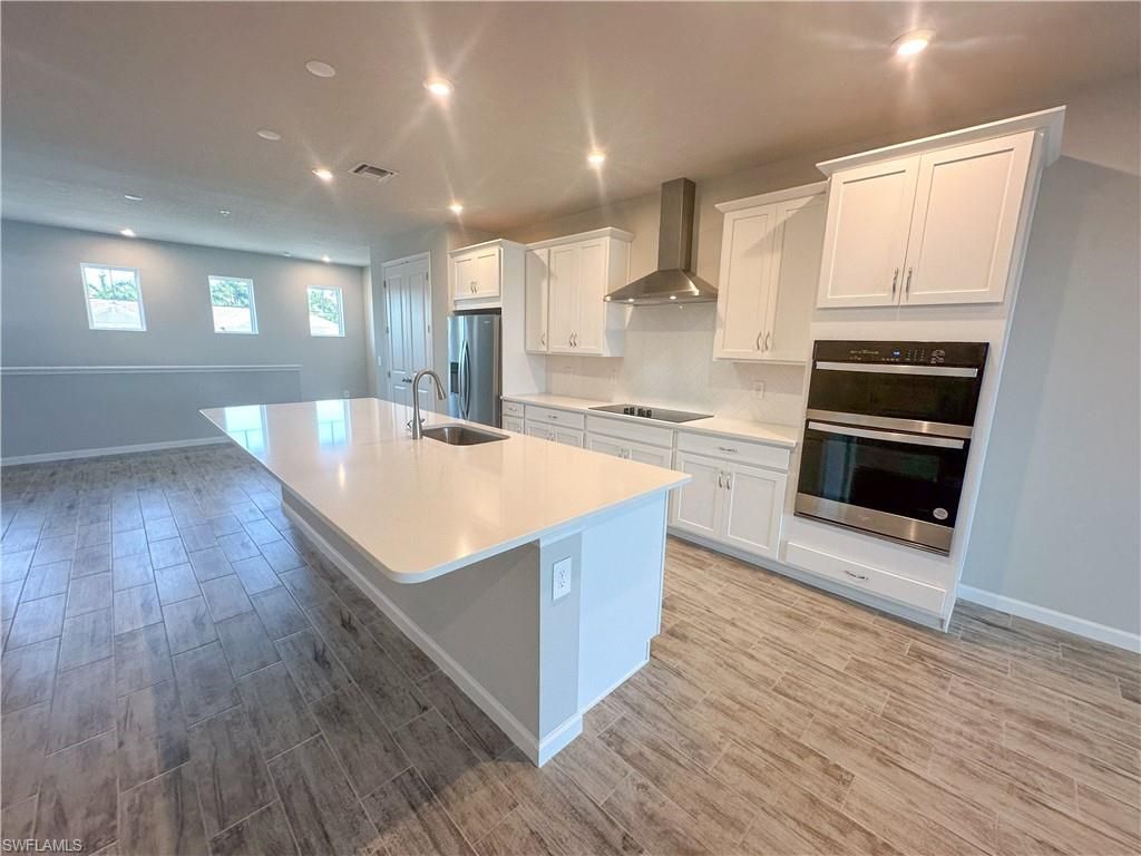 4551 Arboretum Circle, Unit 202, Naples, FL 34112 Photo
